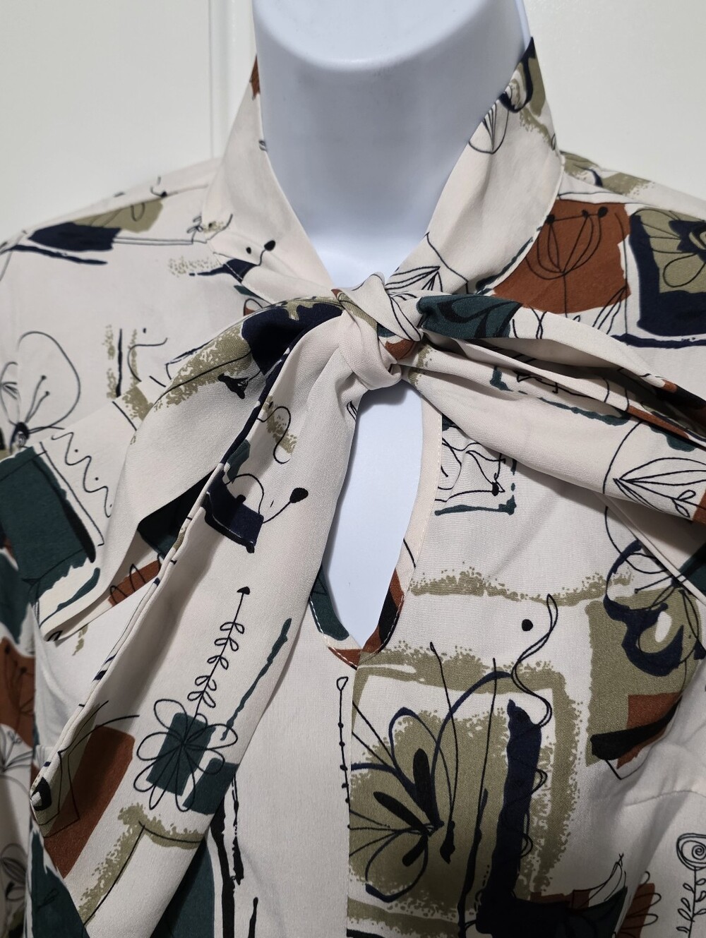 SHEIN Womens Ivory Abstract Geometric Artsy Sketch Print Tie Neck Longsleeve Top - Picture 6 of 16